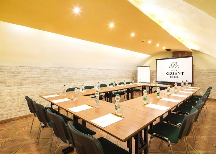 Regent 3*