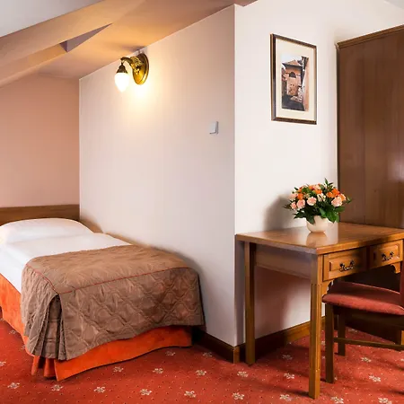 Regent كراكوفيا