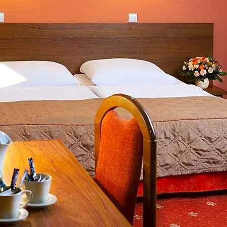 Regent Otel 3*