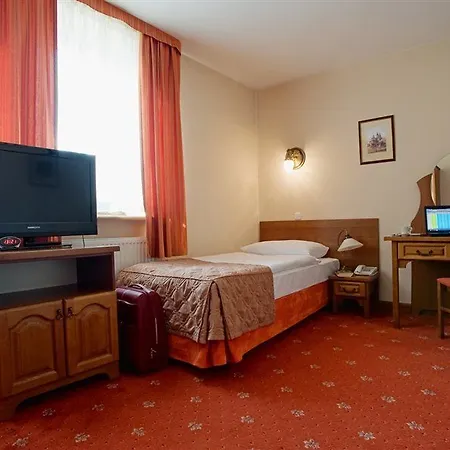 Regent 3* Krakow